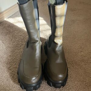 Chunky Olive Green Boots